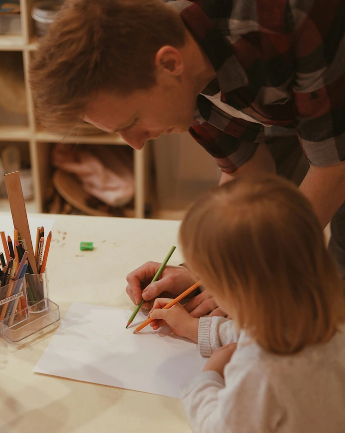 Family coloring together